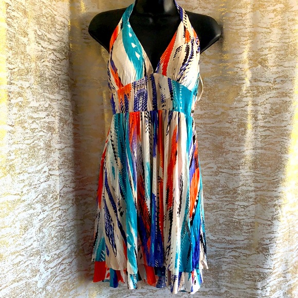 Guess Dresses & Skirts - NWOT 🌺 Guess strapless mini halter dress🌺